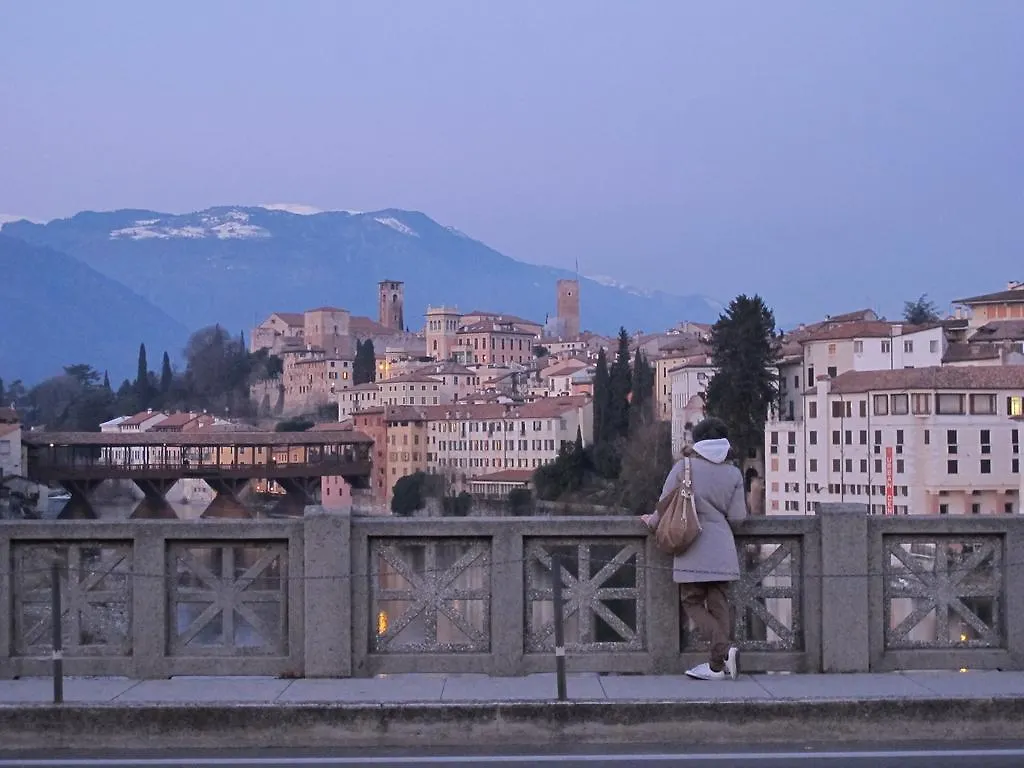 Agriturismo Crocerone Bassano del Grappa 4*,  Italien